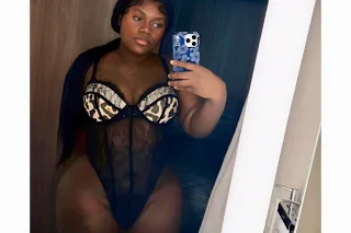 FINE💕CHOCOLATE😝VIXEN✨🌟 ROCKY R... - Image 2