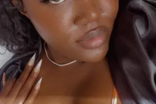 READ BEFORE CONTACTING ME 💕🙃 wetter and better than her 👇🏽and her 👆🏽 😌💦.. - Image 3